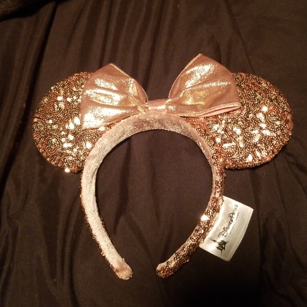 Rose Gold minnie ears